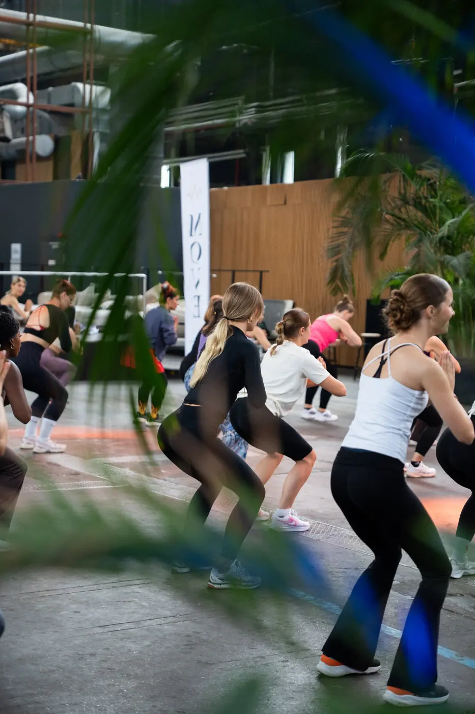 Gäste bei Squats im Kurs